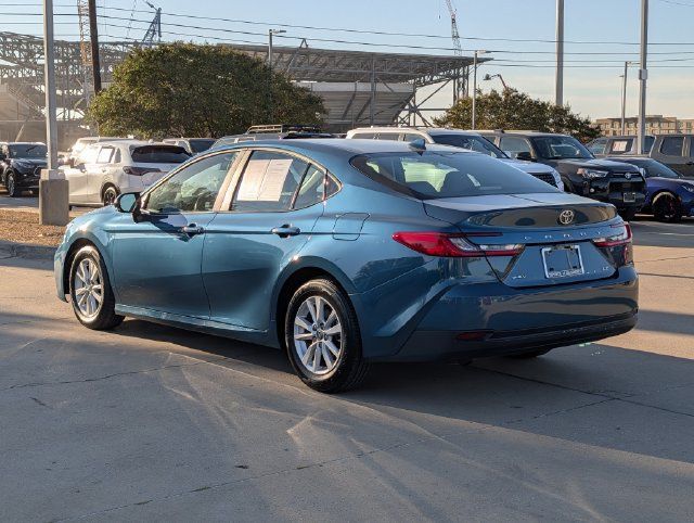 Used 2025 Toyota Camry LE w/ Convenience Package FWD image 9