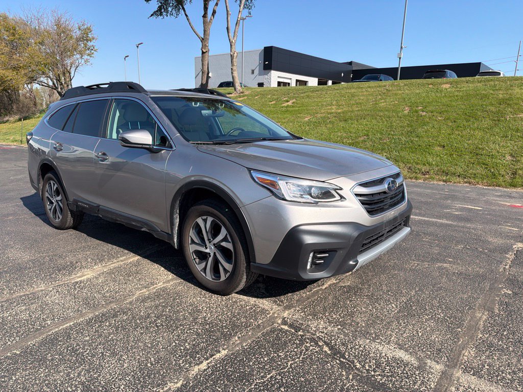 Used 2020 Subaru Outback Limited w/ Popular Package #2 AWD/4WD image 2