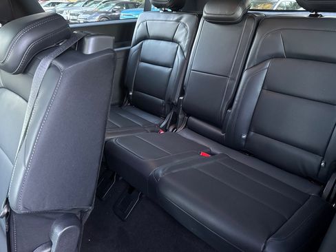 New 2025 Lincoln Navigator L Reserve w/ Jet Appearance Package image 13