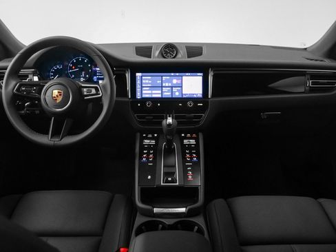 Certified 2025 Porsche Macan image 26
