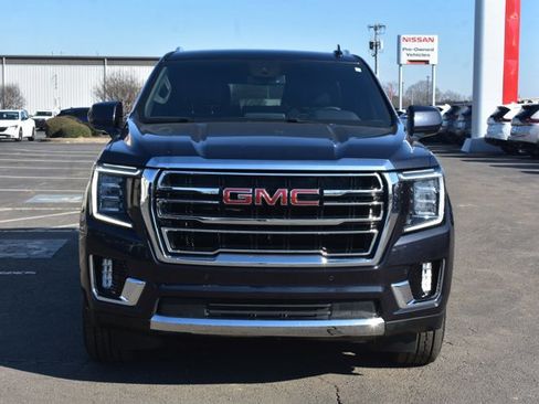 Used 2023 GMC Yukon SLT w/ LPO, Floor Liner Package image 2