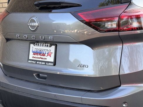 New 2025 Nissan Rogue SV image 19