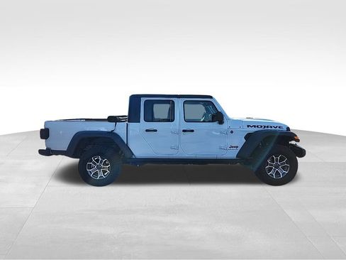 Certified 2024 Jeep Gladiator Mojave w/ Technology Group image 13