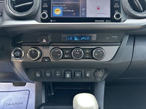 Used 2023 Toyota Tacoma TRD Sport w/ Advanced Technology Package AWD/4WD image 15