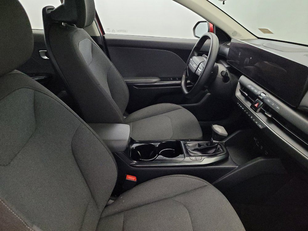 Used 2025 Kia K4 FWD image 21