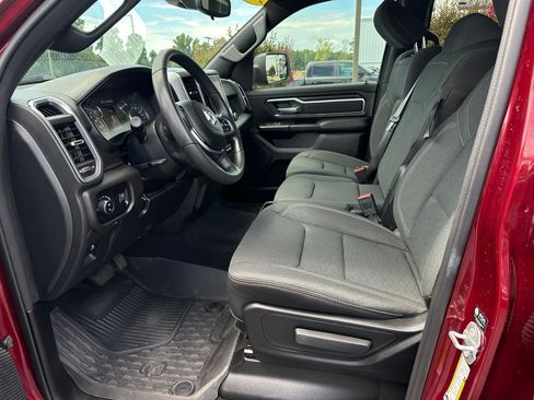 Used 2025 RAM 1500 Big Horn AWD/4WD image 11