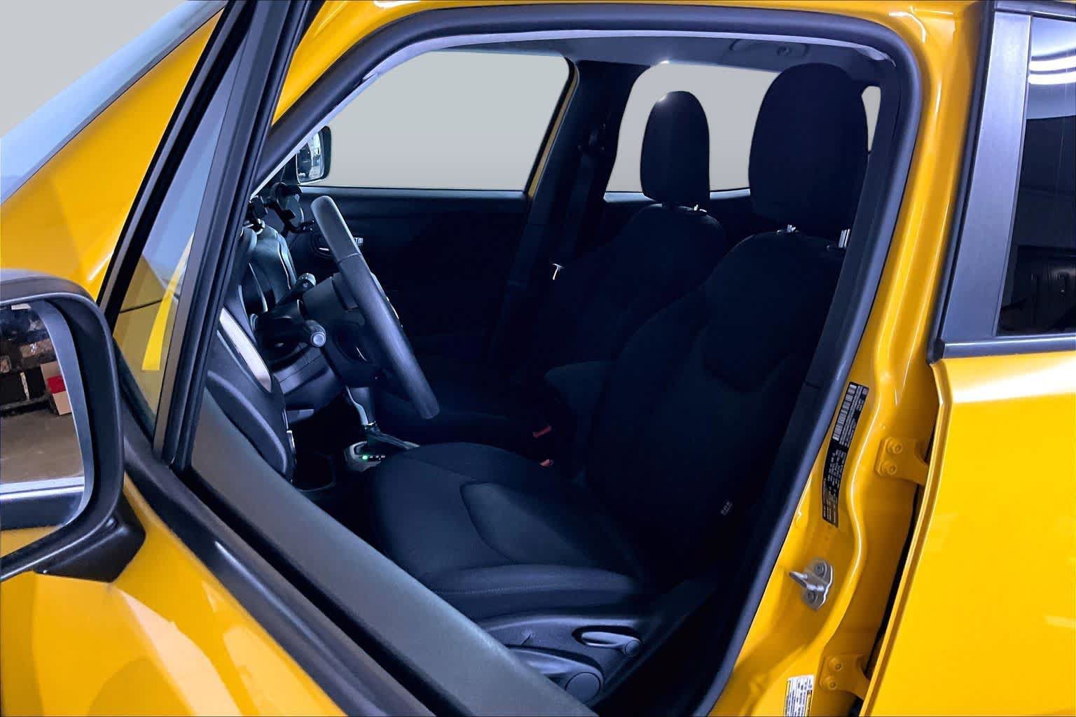 Used 2017 Jeep Renegade Sport w/ Power & Air Group AWD/4WD image 9