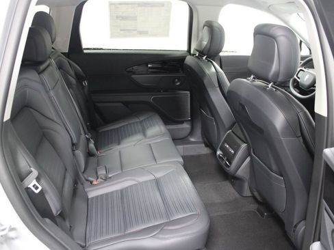 New 2026 Lincoln Nautilus Reserve w/ Jet Appearance Package image 31