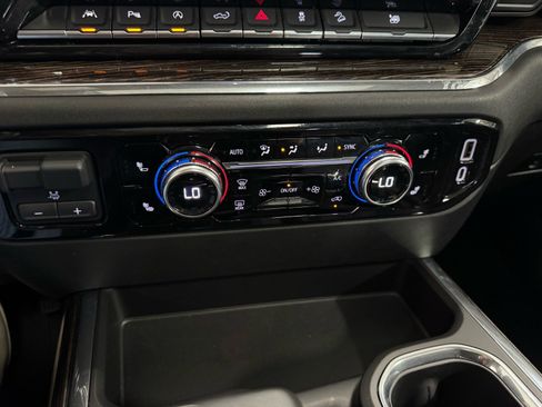 Used 2023 GMC Sierra 1500 Elevation w/ Elevation Premium Package AWD/4WD image 30