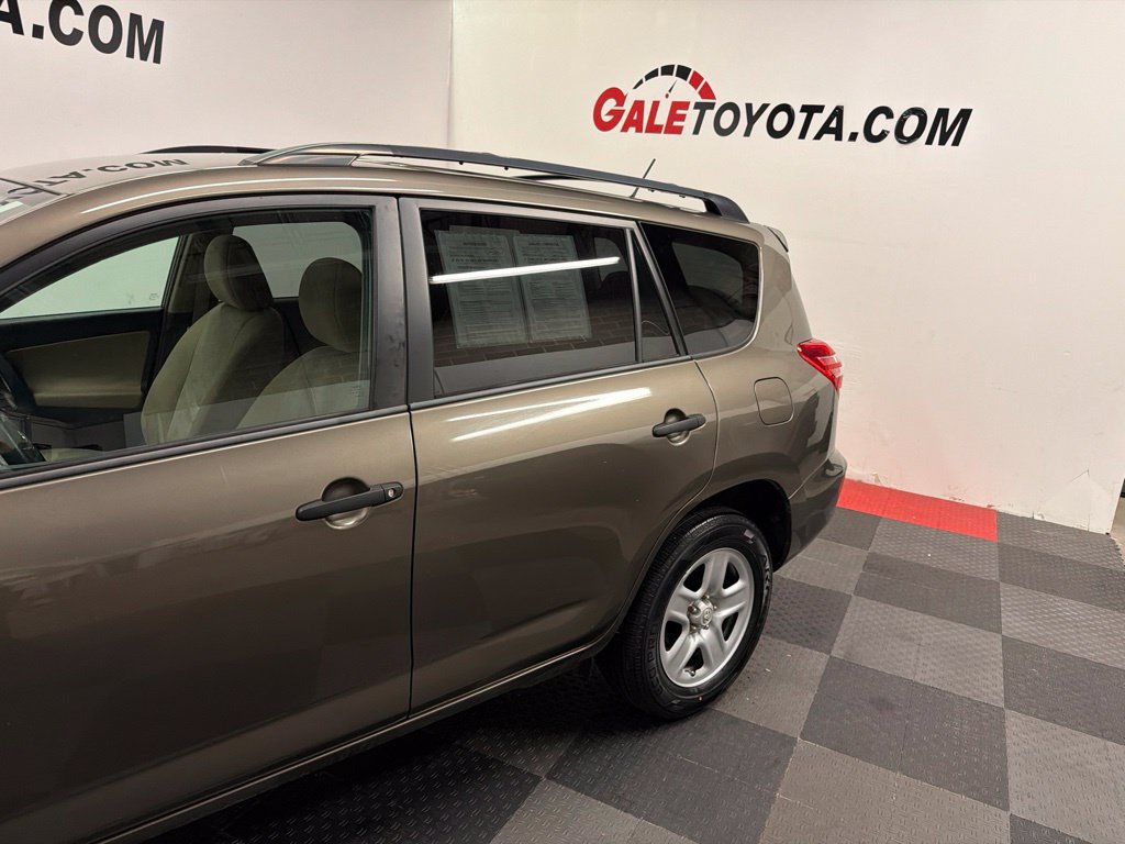 Used 2012 Toyota RAV4 4WD w/ Value Pkg image 8
