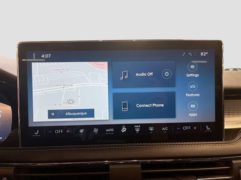 Used 2024 Lincoln Corsair AWD w/ Equipment Group 101A image 15
