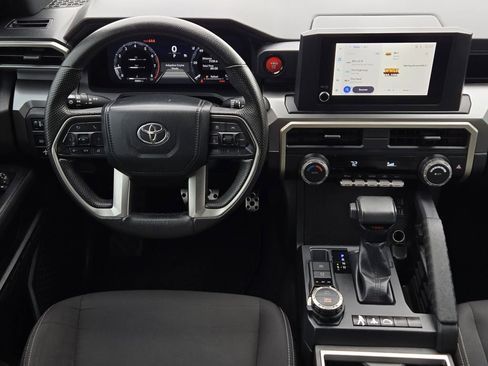 Used 2024 Toyota Tacoma TRD Sport AWD/4WD image 27