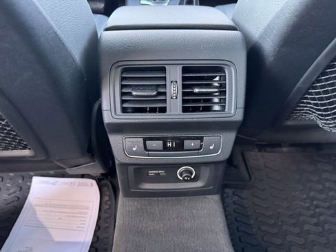 Used 2020 Audi Q5 2.0T Premium Plus w/ Premium Plus Package image 16