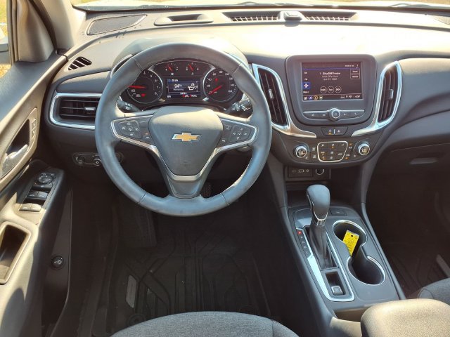Used 2024 Chevrolet Equinox LT w/ LPO, Floor Liner Package FWD image 3