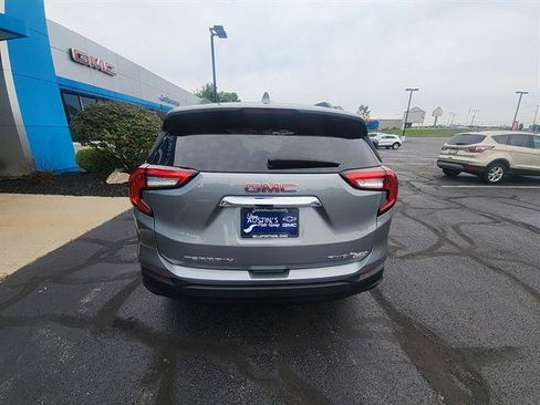 Used 2024 GMC Terrain SLE w/ Driver Convenience Package AWD/4WD image 6
