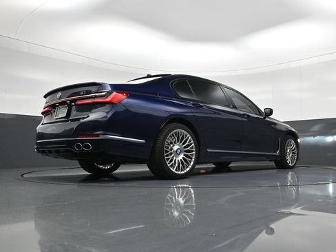 Used 2022 BMW ALPINA B7 xDrive AWD/4WD image 26