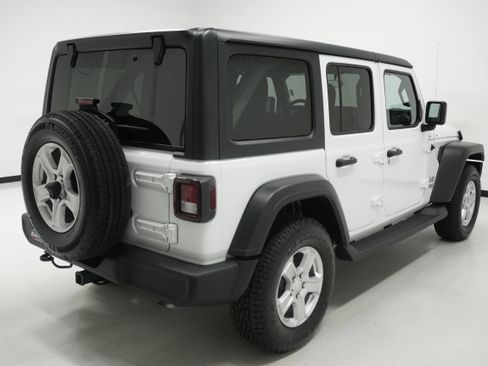 Used 2020 Jeep Wrangler Unlimited Sport S image 4