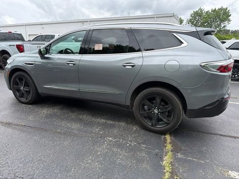 Used 2023 Buick Enclave Essence w/ Sport Touring Edition AWD/4WD image 5