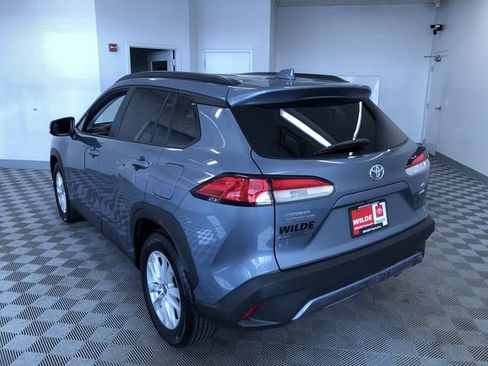 Used 2023 Toyota Corolla Cross LE w/ Moonroof Package image 13