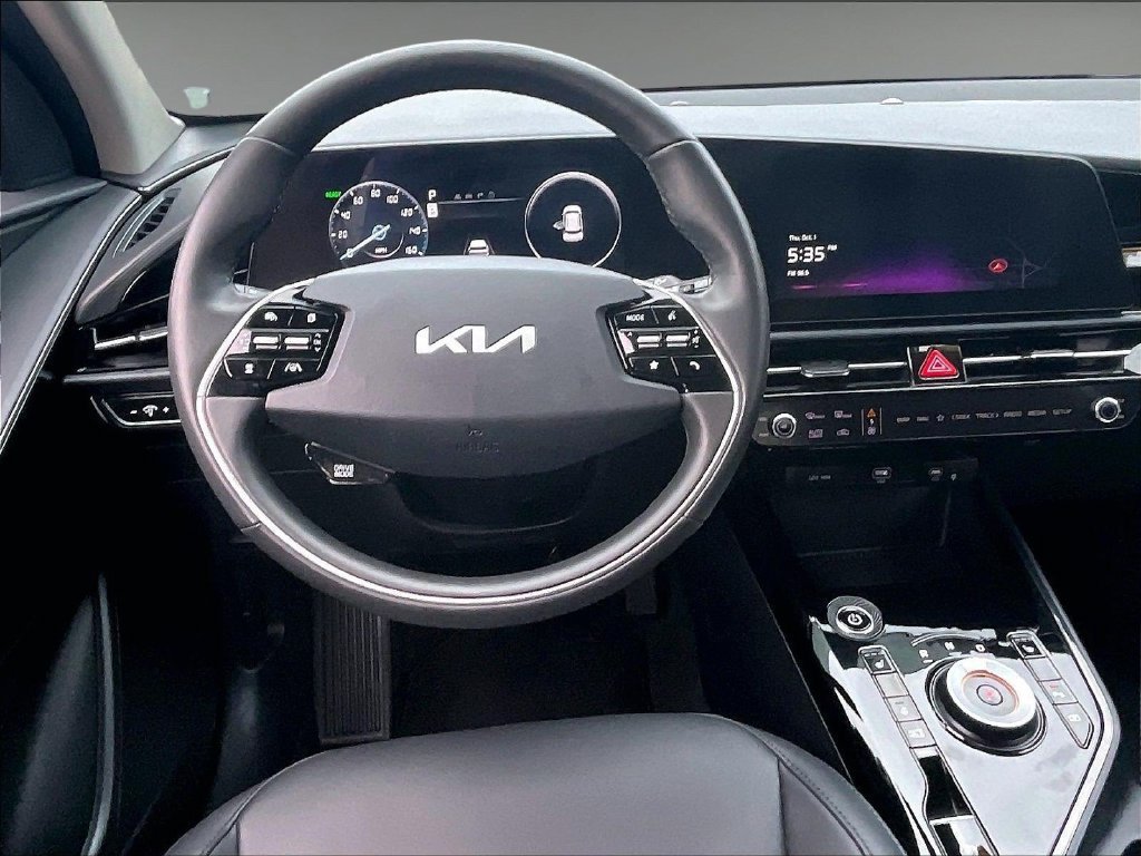 Used 2025 Kia Niro Wind w/ Wind Preserve Package FWD image 17