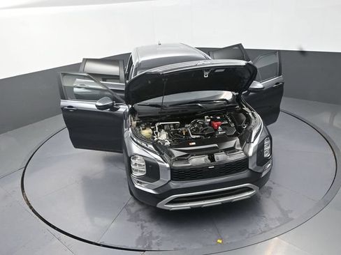 Used 2024 Mitsubishi Outlander SE Black Edition AWD/4WD image 39