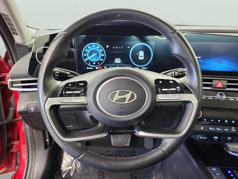 Used 2025 Hyundai Elantra SEL FWD image 20