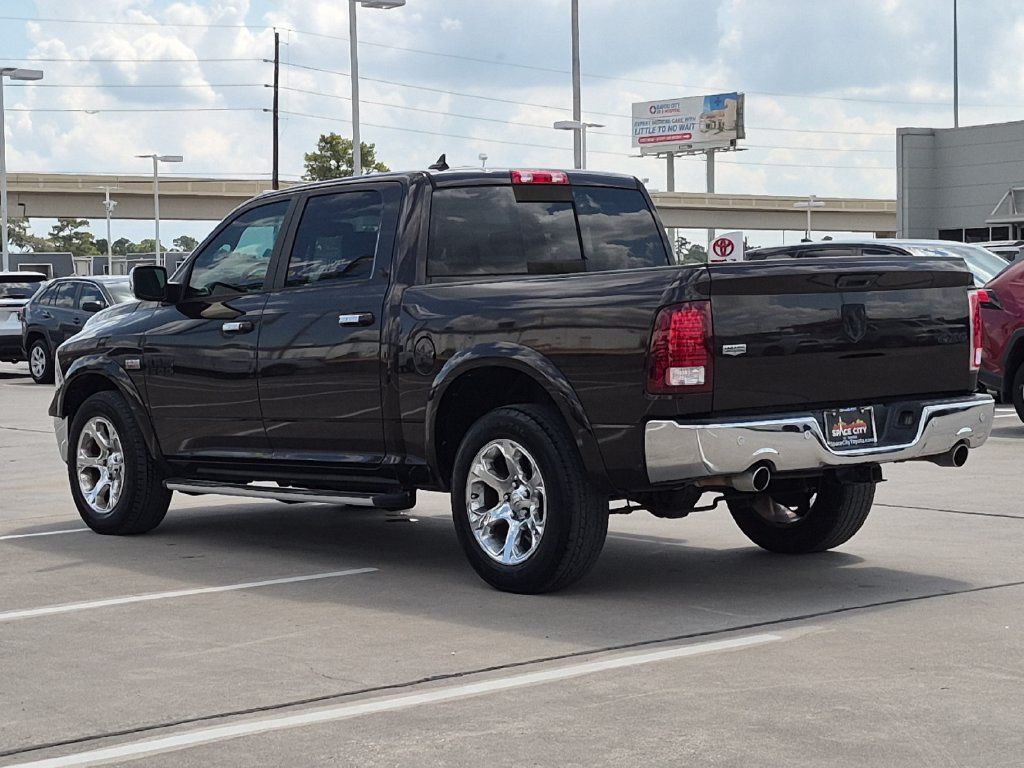Used 2017 RAM 1500 Laramie w/ Convenience Group AWD/4WD image 4