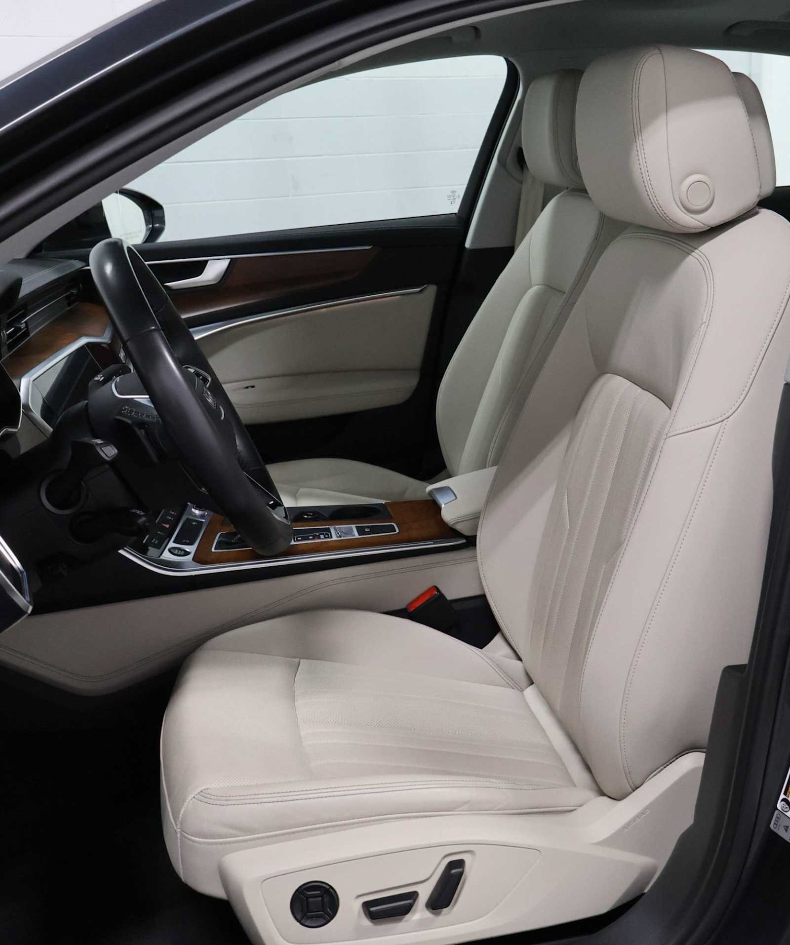 Used 2023 Audi A6 Premium Plus w/ Premium Plus Package AWD/4WD image 5
