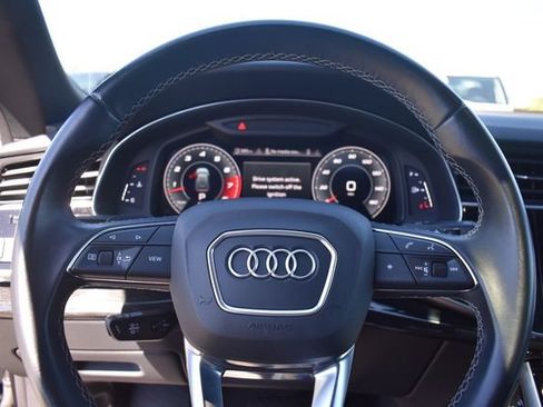 Used 2021 Audi Q8 Premium Plus w/ Premium Plus Package AWD/4WD image 29