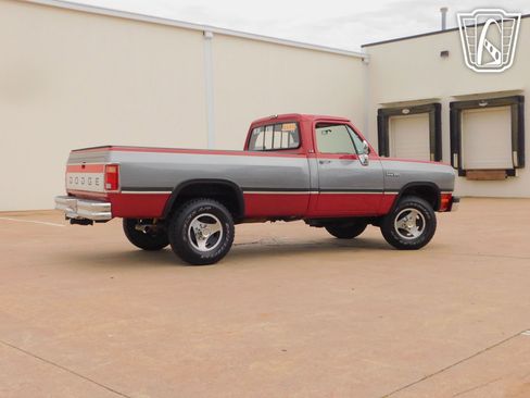 Used 1991 Dodge D/W Truck 250 image 26