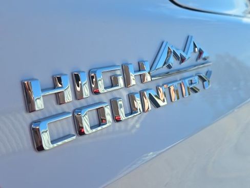 Used 2023 Chevrolet Tahoe High Country w/ Premium Package image 9