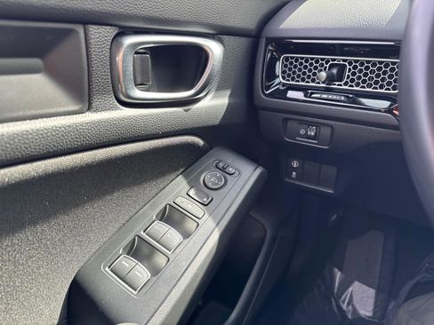 Used 2023 Honda Civic Sport image 21