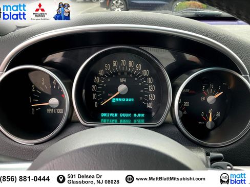 Used 2004 Chevrolet SSR w/ Preferred Equipment Group image 22