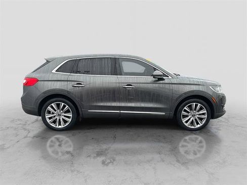 Used 2017 Lincoln MKX Reserve w/ Lincoln MKX Climate Package image 8