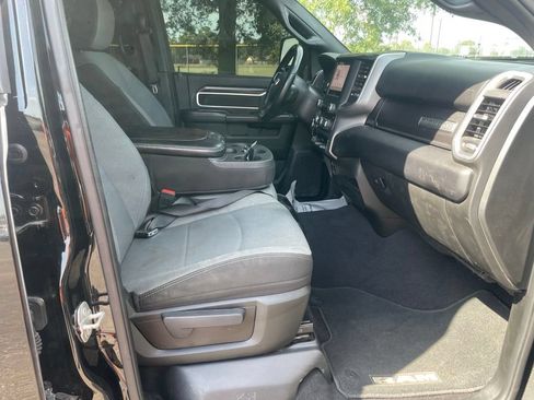 Used 2024 RAM 2500 Big Horn AWD/4WD image 16