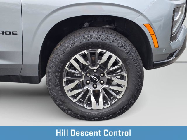 Used 2025 Chevrolet Tahoe Z71 AWD/4WD image 11