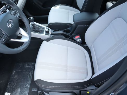 New 2026 Hyundai Venue SEL FWD image 11