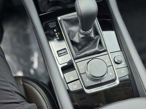 New 2026 MAZDA MAZDA3 2.5 Turbo Sedan w/Premium Plus image 26