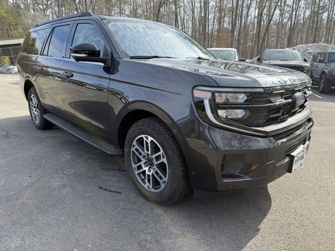 New 2025 Ford Expedition Max Active image 7