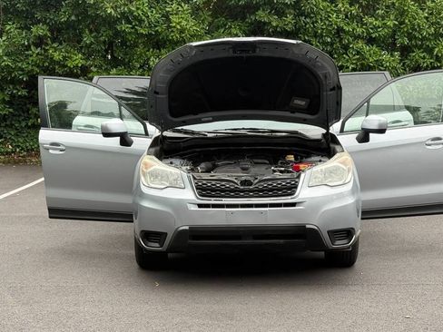 Used 2014 Subaru Forester 2.5i Premium w/ All-Weather Package AWD/4WD image 8