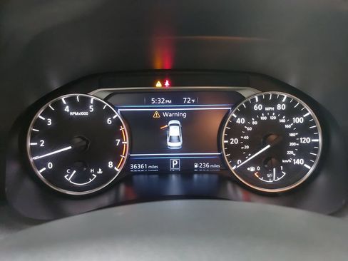 Used 2025 Nissan Altima 2.5 SV FWD image 18