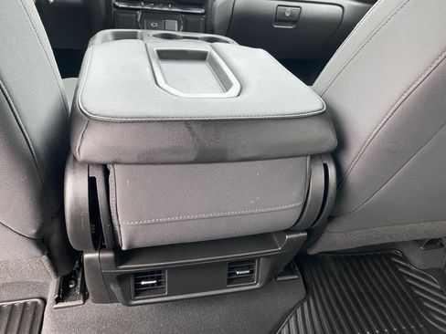 Used 2020 Chevrolet Silverado 1500 Custom Trail Boss w/ Custom Convenience Package image 33