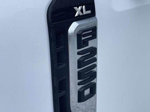 New 2026 Ford F250 XL w/ XL Driver Assist Package RWD image 22