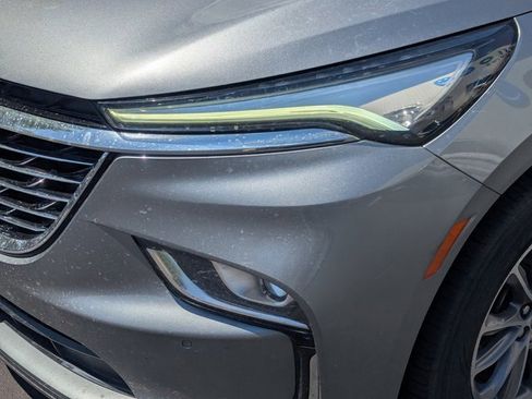 Used 2024 Buick Enclave Premium image 11