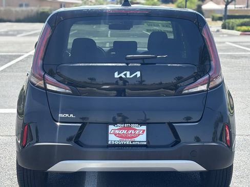 Used 2023 Kia Soul LX w/ LX Technology Package FWD image 20