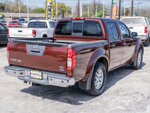 Used 2017 Nissan Frontier SV w/ SV Value Truck Package image 5