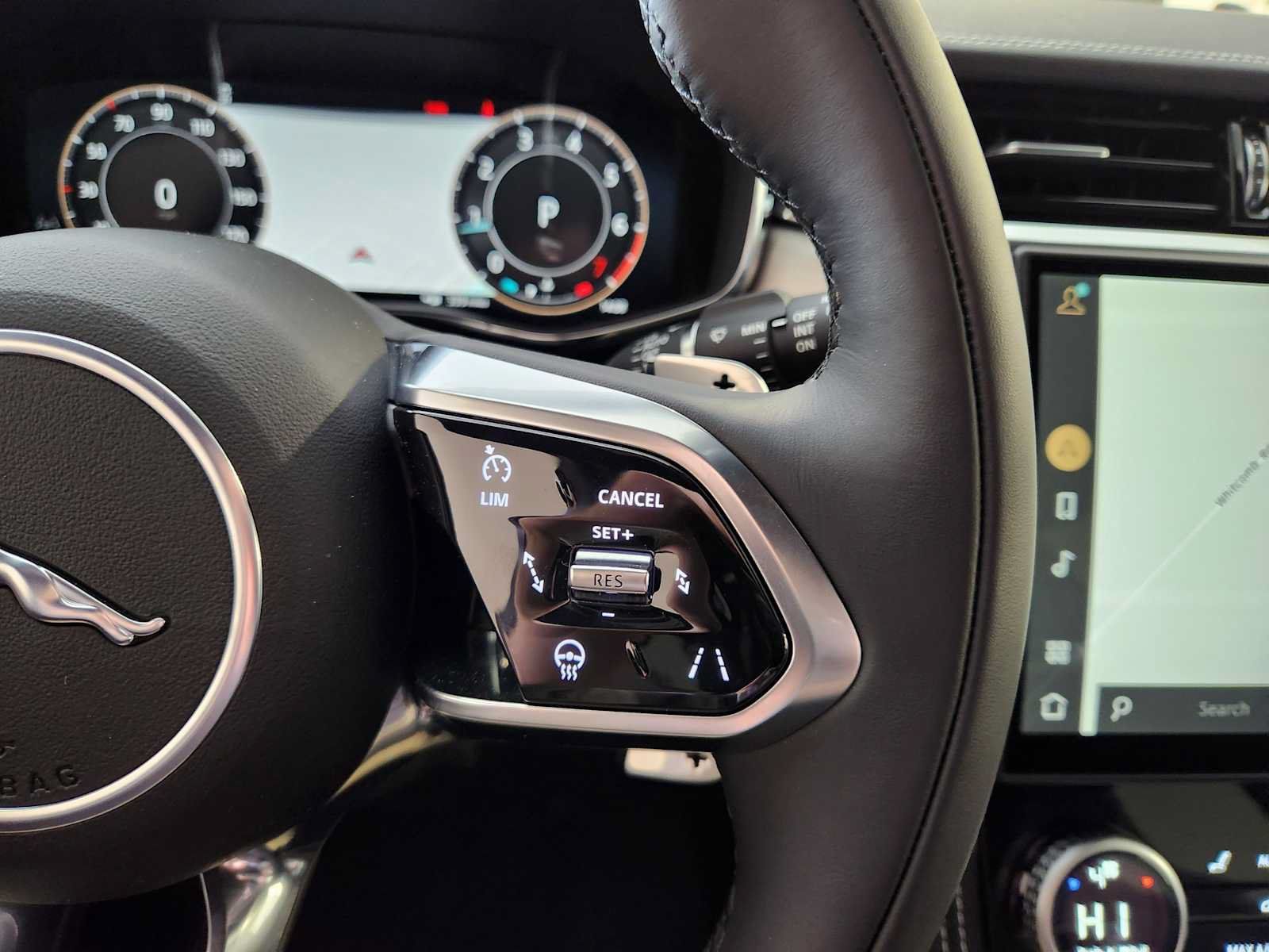 New 2026 Jaguar F-PACE R-Dynamic S AWD/4WD image 29