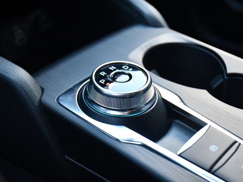 Used 2026 Ford Escape ST-Line w/ Tech Pack #1 image 32