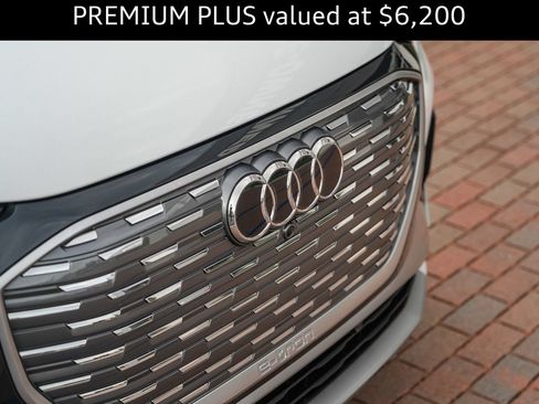 Certified 2023 Audi Q4 e-tron Premium Plus w/ Premium Plus AWD/4WD image 3