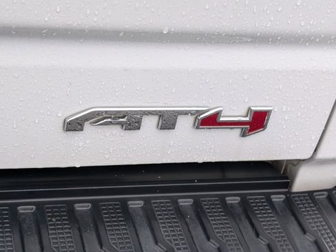 Used 2019 GMC Sierra 1500 AT4 w/ AT4 Premium Package image 6